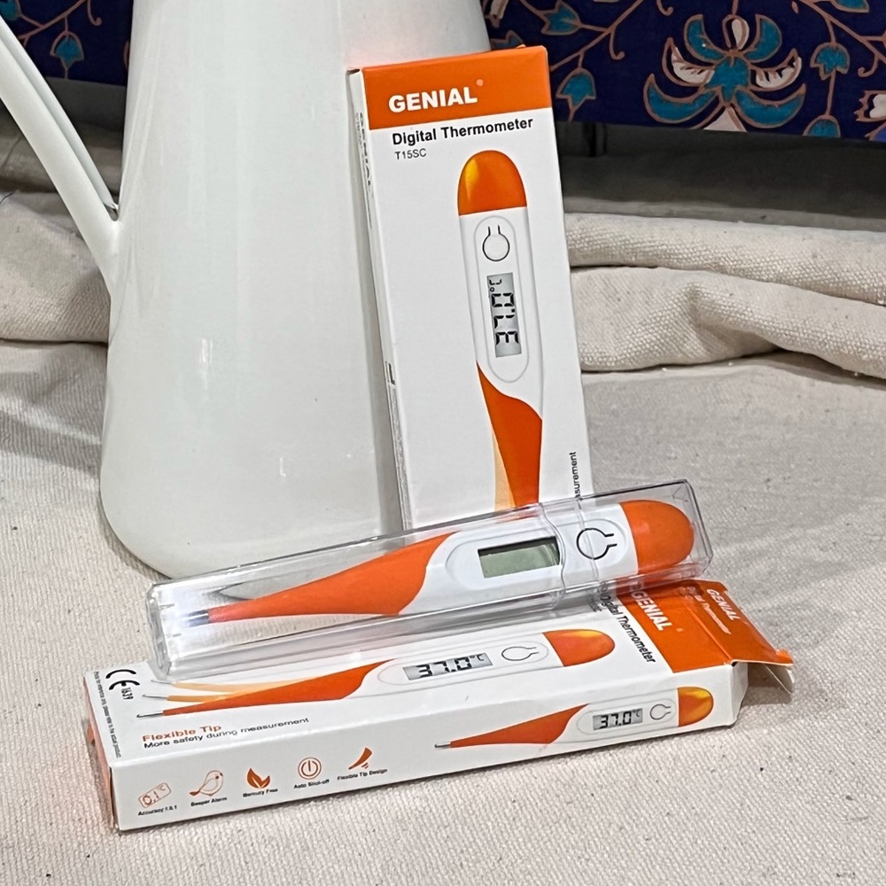 NIB - Set of Orange Genial T15 Flexible Thermometers
